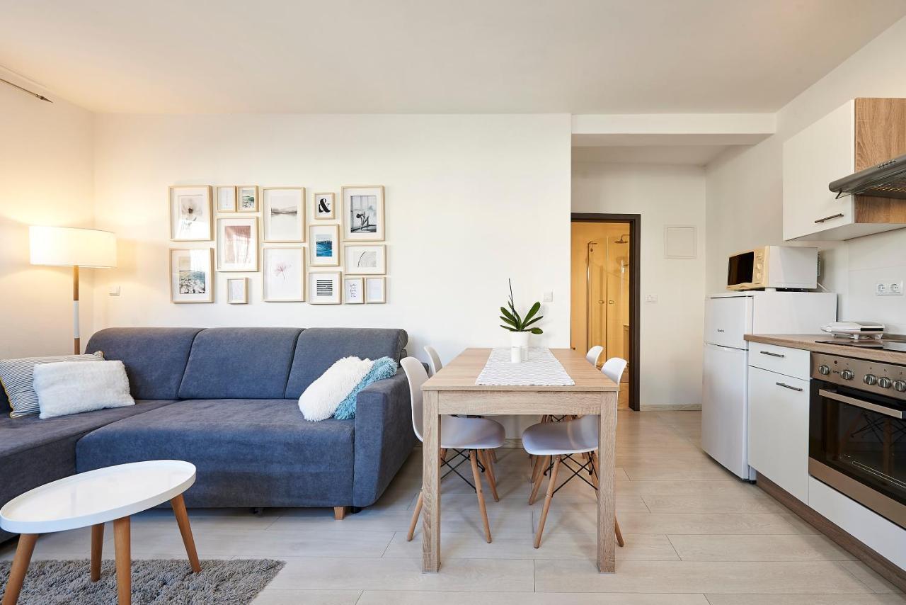 Apartmani Sara I Klara Трогир Экстерьер фото