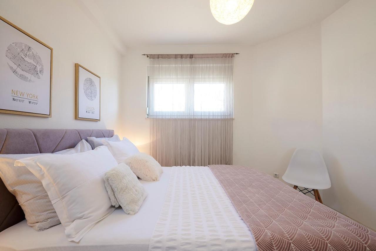 Apartmani Sara I Klara Трогир Экстерьер фото